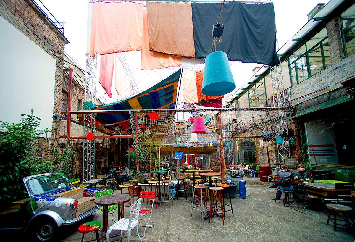 thisisinsider's tweet image. The 23 coolest neighborhoods in Europe, according to travel bloggers insder.co/2op89iU
