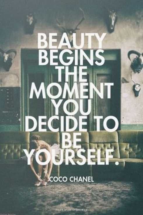 Zazazuing's tweet photo. YOU are beautiful. #selflove #beauty #truth https://t.co/NE2xFWXOzY