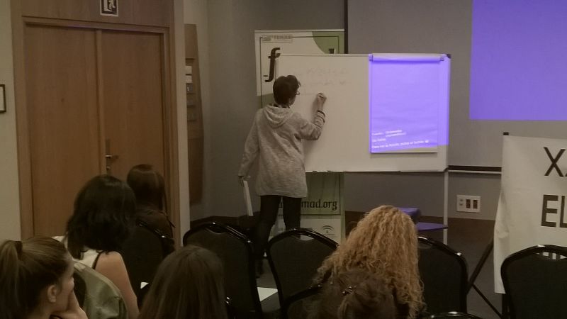 Jomad_malaga's tweet photo. Segunda ponencia de las jornadas de FEMAD sobre el voluntariado impartido por @ENLACEF https://t.co/GyxHK9kWBC