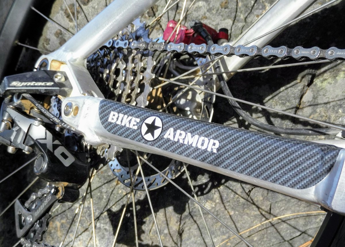 BikeArmorUSA's tweet photo. The new #BikeArmor chainstay protectors are here! Get em at https://t.co/iDwaDRzZHj
#MTB #MountainBike #Enduro #RadBike https://t.co/SDtdhUT1ZI