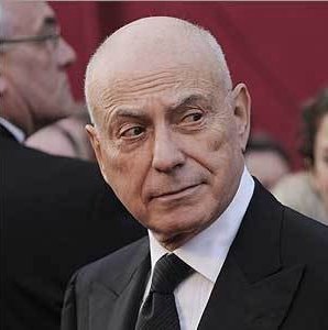 Nuverz's tweet photo. Our hero Alan Arkin: 'We Shove Older People Off to the Corners’ https://t.co/LZdI5AyfQC Support his movie #goinginstyle https://t.co/iXAbVEC0pi