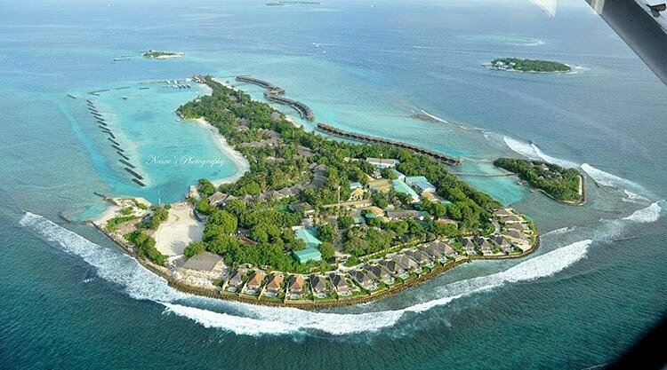 maldives's tweet photo. Birds eye view of Sheraton Maldives 🇲🇻 Credit to @nasruali #sheratonmaldives @SheratonMaldive https://t.co/4vs1JMTGtT