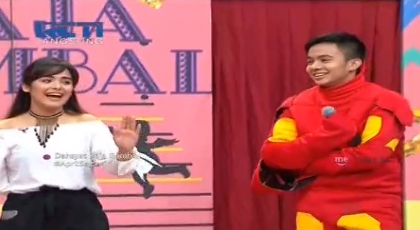 Oktavia_sister's tweet photo. @dahSyatMusik Couple baru nih @Umaykeren dan @vebbypalwinta Cocok ya mereka :)
#AprilSegar https://t.co/CY7siAz2H1