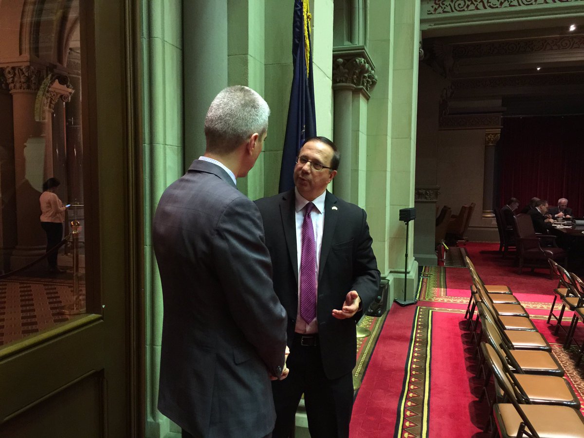 NickPtv's tweet photo. These guys are still here, @SenGriffo @ABrindisi119 https://t.co/HpYclMt53n