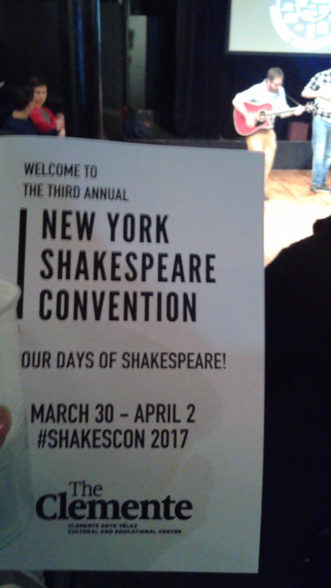 catedemeule's tweet photo. Crushing so hard on #DukeOrsino @DustinPazar ;) #ShakesCon #twelfthnight #nyc https://t.co/TU0Yr9QM5M
