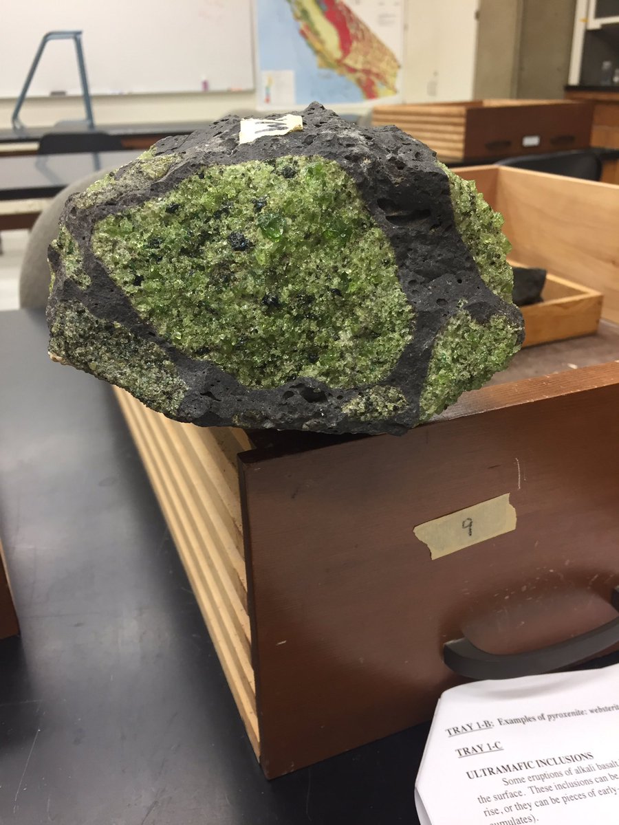 mollzcano's tweet photo. Grades for petrology students will be determined by how much they agree with me that this rock is cool. There will be no curve. #TArules https://t.co/pGvenuNJk3