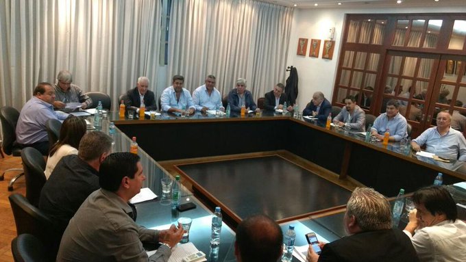 View image on Twitter