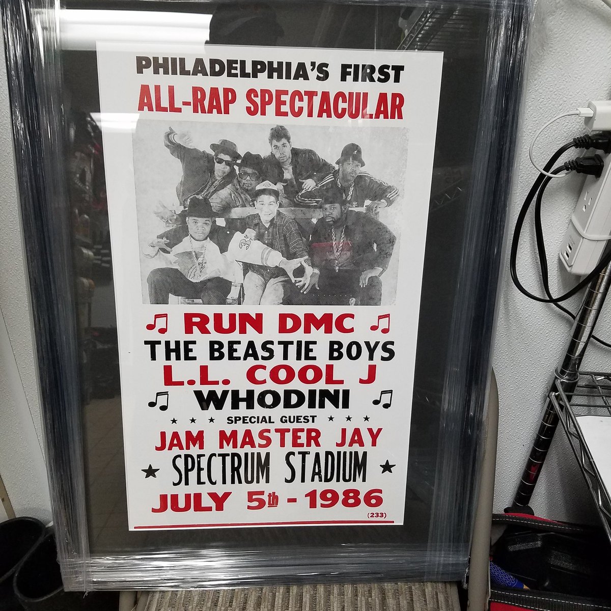 beatsdropcancer's tweet photo. The Sports Gallery in Santa Clara gave this to us to hang in the #BeatsDropCancer Music Therapy and Wellness Clinic!! @dmitry_kras https://t.co/wzGBM4IWZC