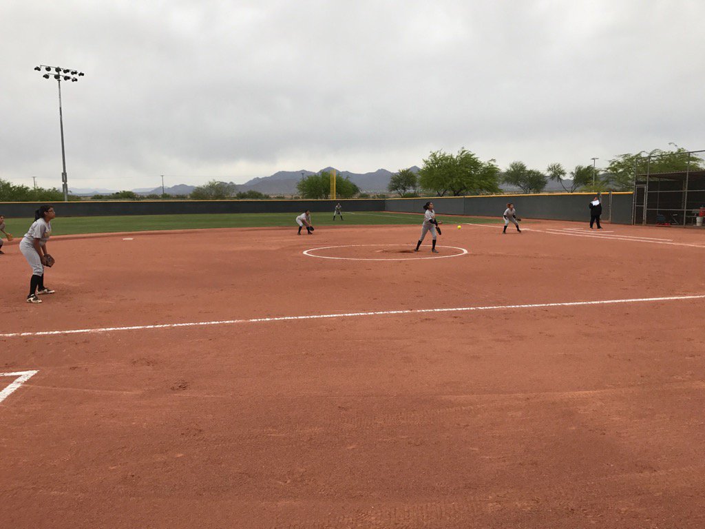 SaltRiverAD's tweet photo. Sr. Jayshiree Nodman pitching today vs. Desert Heights. Baseball/softball both underway at SRHS. https://t.co/TNZg4O2SlT