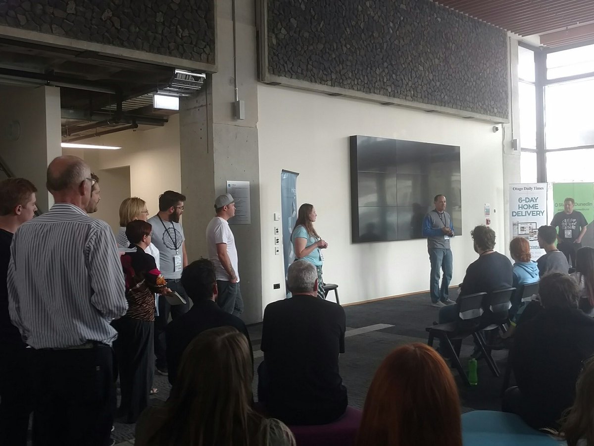 One minute update from team Turf #SWDUD