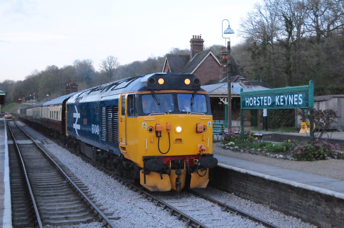 GreenHoover's tweet image. Great day Fri @bluebellrailway Diesel Gala #Class09 #Class20 #Class50 #Class73 #dieselgala #greatdayout