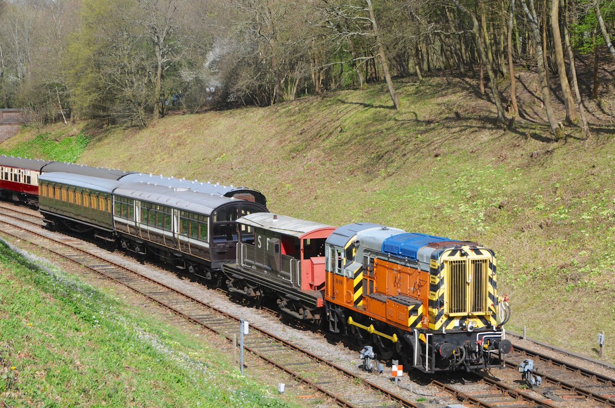 GreenHoover's tweet image. Great day Fri @bluebellrailway Diesel Gala #Class09 #Class20 #Class50 #Class73 #dieselgala #greatdayout