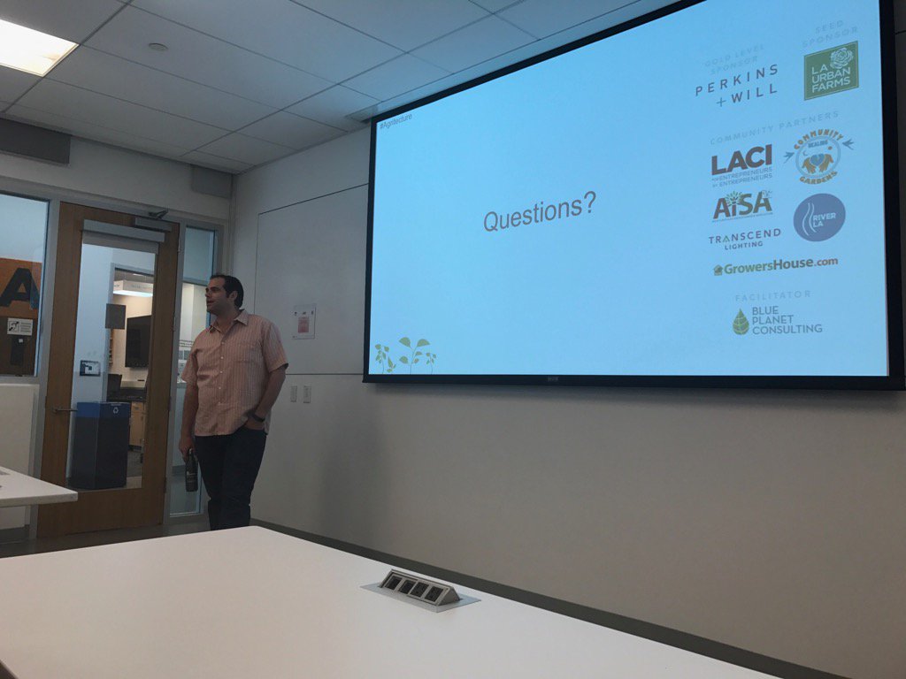 agritecture's tweet photo. Ben Stapleton from @LACIncubator speaks to the workshop participants about the #incubator and the #AgCluster https://t.co/0IiW8m6KT7