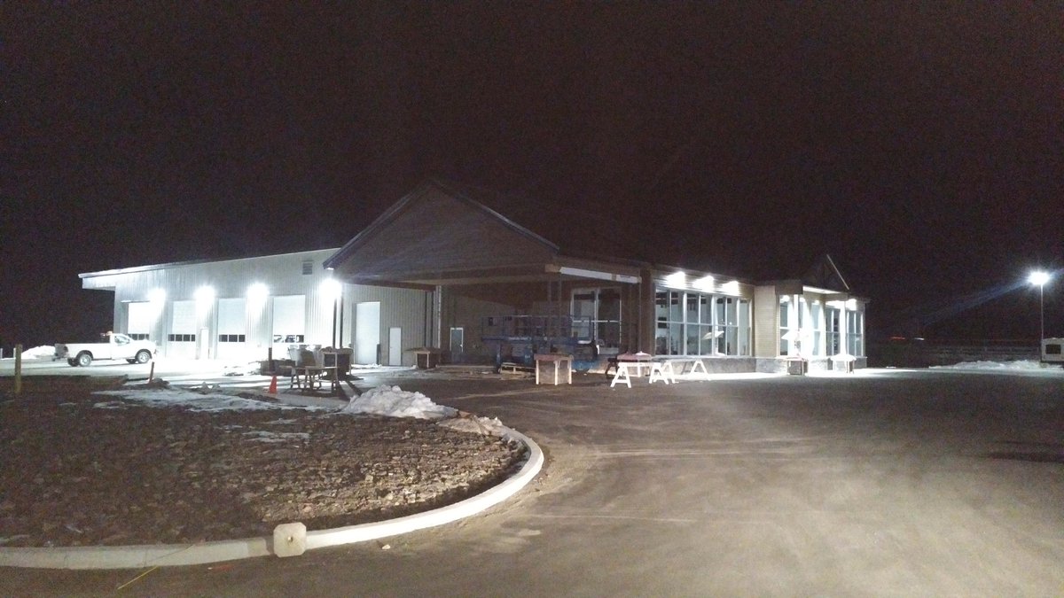 Bryan8Soucy's tweet image. @LeisureTimeRV1 great looking building congrats guys @dobson_group #SecurityElectrical