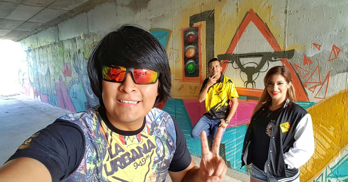 ¡Es viernes y La Urbana lo sabe! En cabina: Diegolover | Alvaro Escobar | Amy Mejía #urbanizate 📲73254444 ☎ 22606046 laurbana949.com