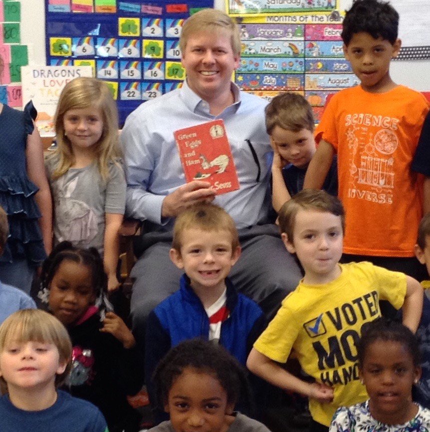 jolly_jeangle's tweet photo. One Amazing School Board President + a favorite book = a learner's humorous observation. 
https://t.co/izf0km3nh1 https://t.co/V8YFYdz5Bf