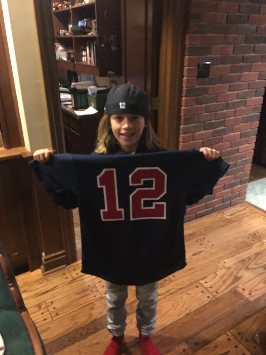 robmerwin74's tweet photo. @Robbiealomar my son is 11 years old. Only number he wants is 12.  That's a legend #Bluejays #robbiealomar https://t.co/FcK0bHlTZg
