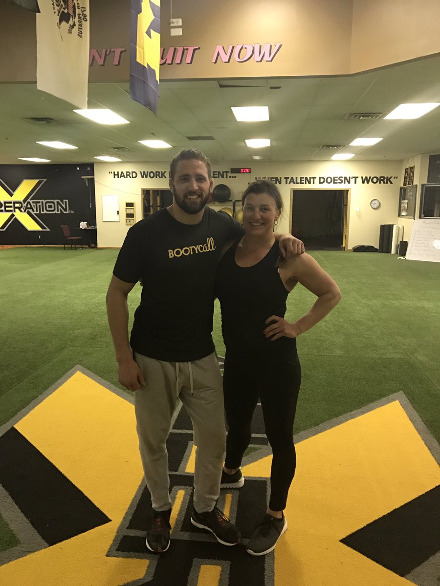 TammieWatters's tweet photo. Great workout with @B_Nashty and @BenBoudro @Xcelspeed1  #ufc #BobbyNash #MSUalums https://t.co/ekIfEz867e