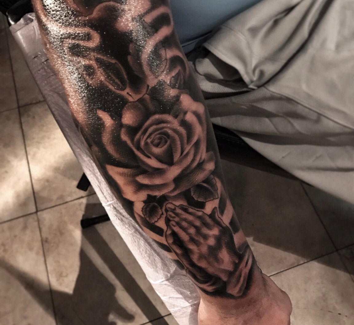 AJohn15's tweet photo. Shoutout to my guy @DanCzarTattoo for the new ink with a quick 6 hour session. Definitely one of the most talented artists I've come across. https://t.co/NltkgAmK42