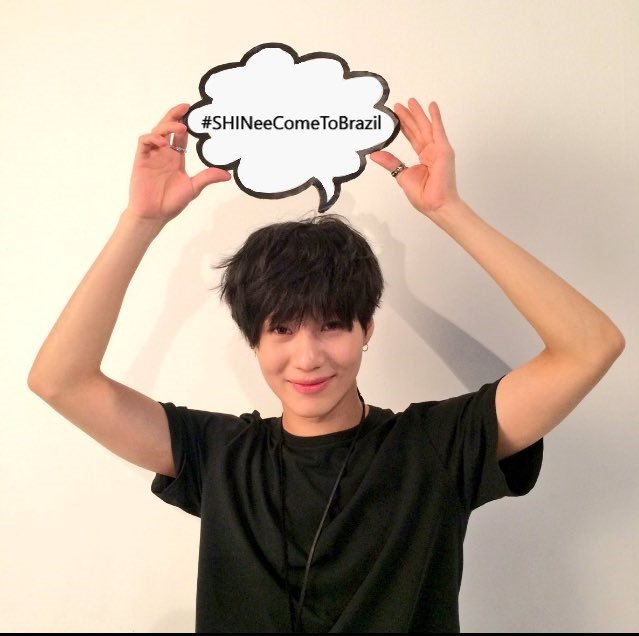 shineeonyou_'s tweet photo. Vem logo comer o melhor churrasco e coxinha! #SHINeeComeToBrazil https://t.co/PjZW9TKsgX