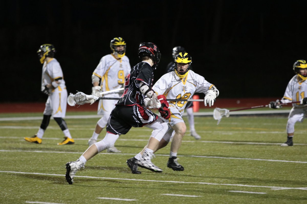 UltimateLaxSTL's tweet photo. After the 3rd @khsmenslax extends their lead to 12-9 over @VianneyLacrosse #MoLacrosse #ULGameOfTheWeek https://t.co/VGrbn1UE03