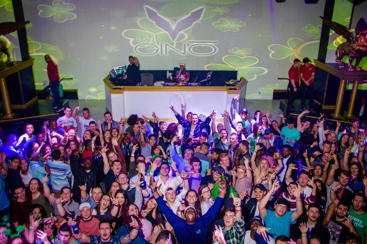 DJGinoMB's tweet photo. Back at it in Oz! 
#Top100Clubs
#DJGino
#DJEyecon
@malibuSurfBar
@ozmyrtlebeach
https://t.co/enuXkSAr6c https://t.co/Rg76xDVvXQ