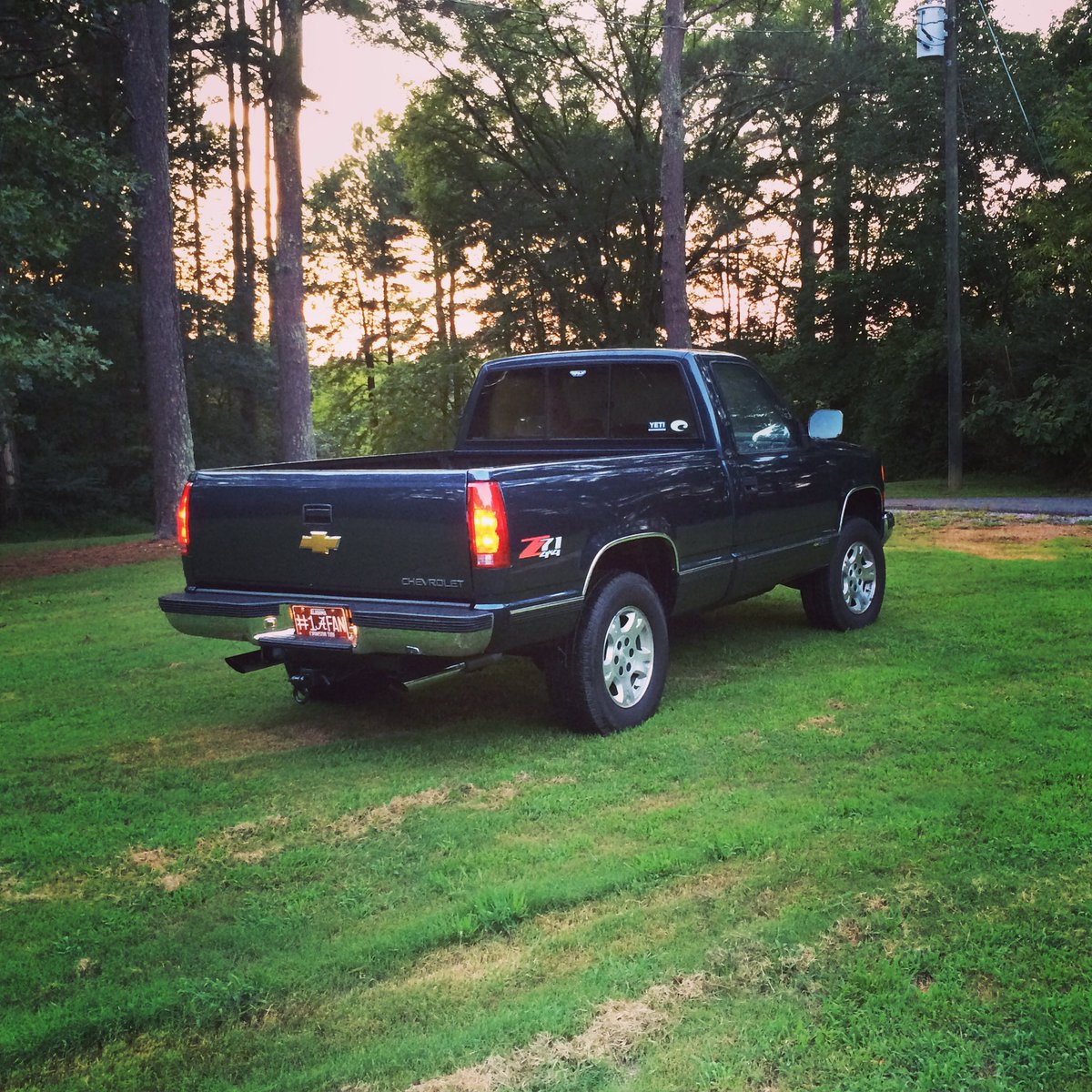 Danielgray234's tweet photo. PLEASE RT***Someone stole my truck this past week, I need everyone and anyone who is reading this to RT https://t.co/snzfaNwtG1
