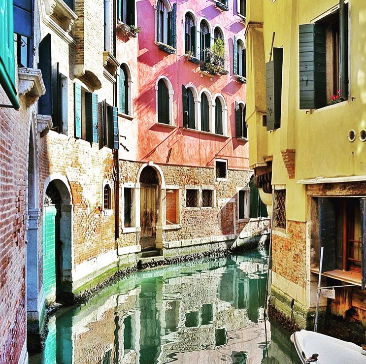 RW_DoubleBay's tweet photo. Feeling wanderlust, Venice never disappoints. Where will you travel this winter? #rwdb #wanderlust #Venice https://t.co/uuDwTcXhhO