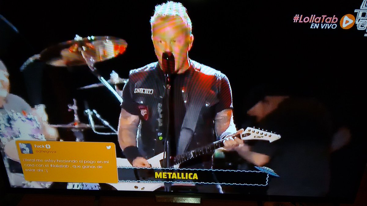 CecyCoiler's tweet photo. #LollaTab wow que loco ver a esta Banda vía streaming https://t.co/2SB6Y9BI6A