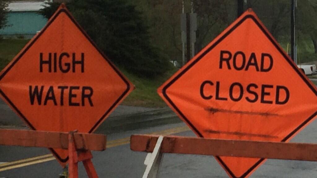 Delaware Ave is closed. Don't drive thru water, even shallow water can cause vehicle malfunctions, leaving u stranded