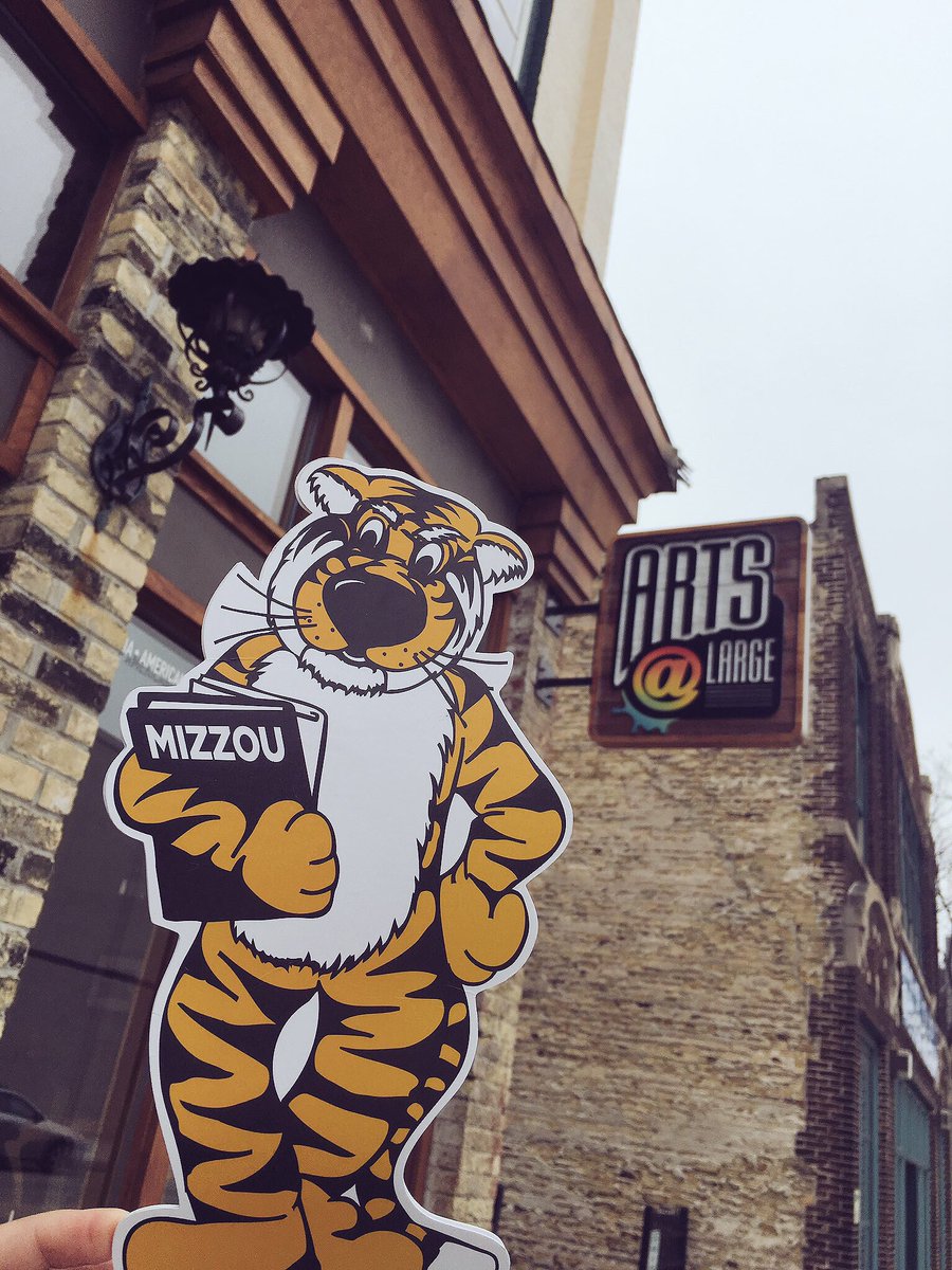 MabMilwaukee1's tweet photo. Today was our last day serving @ArtsAtLarge in Milwaukee. Como, we'll see you soon. Milwaukee, you'll be missed ❤ https://t.co/U994X7mJSo