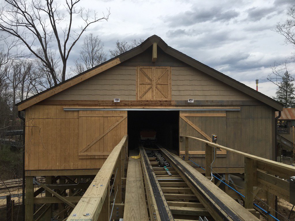 DonHelbig's tweet image. The new Mystic Timbers roller coaster at @KingsIslandPR is a story-driven attraction. #whatsintheshed
