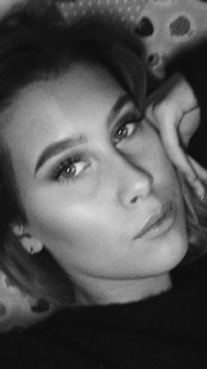 Eru @rebekkaed og <a href="/PatrekurJaime/">PatrekurJaime</a> sama manneskjan??