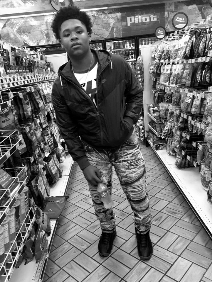 Jayypimpp's tweet photo. 🤤🕊 https://t.co/gQgYbFUQMt