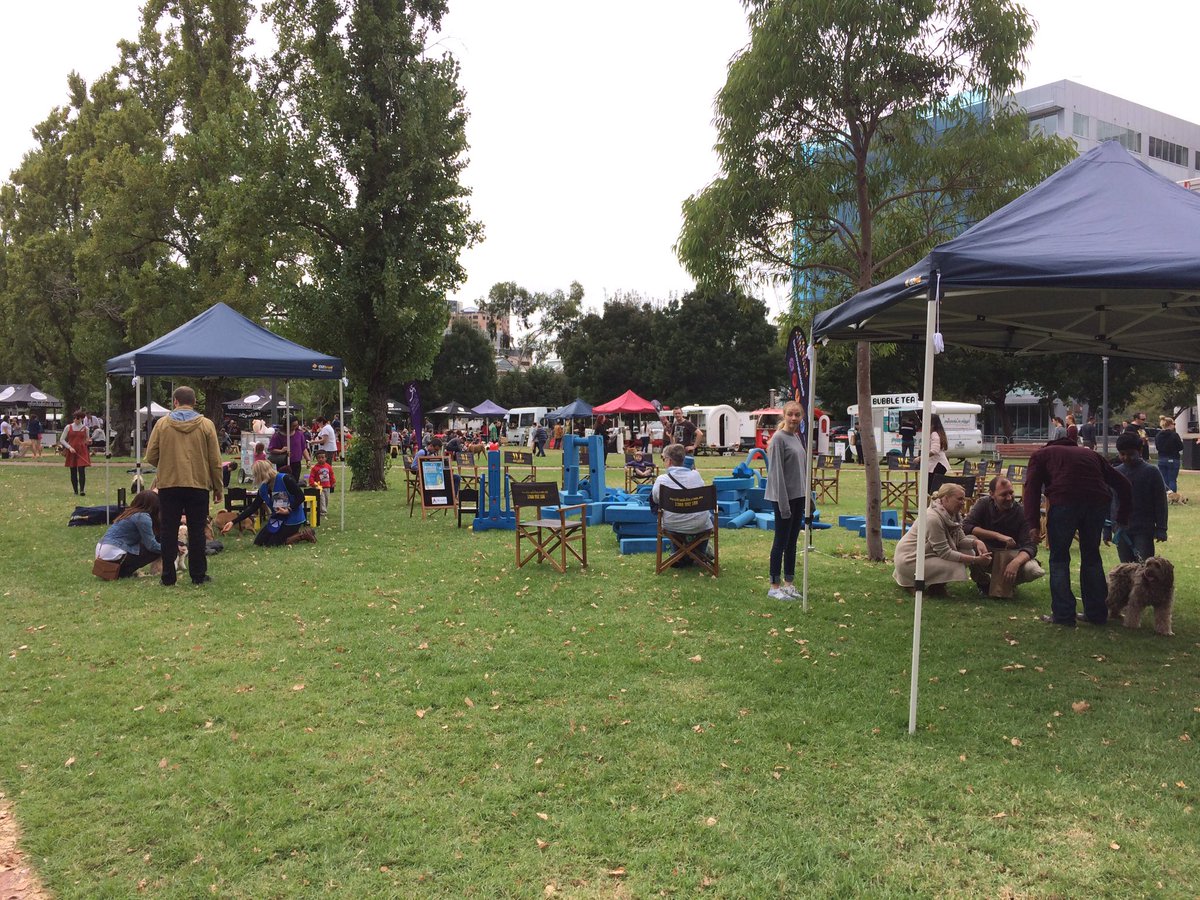 AdelaideMP's tweet photo. If you love dogs head to #Houndwaves on now in #Lightsquare hundreds of dogs, stall of useful items for dogs &amp; of course food drinks &amp; music https://t.co/dpfbyGElqo