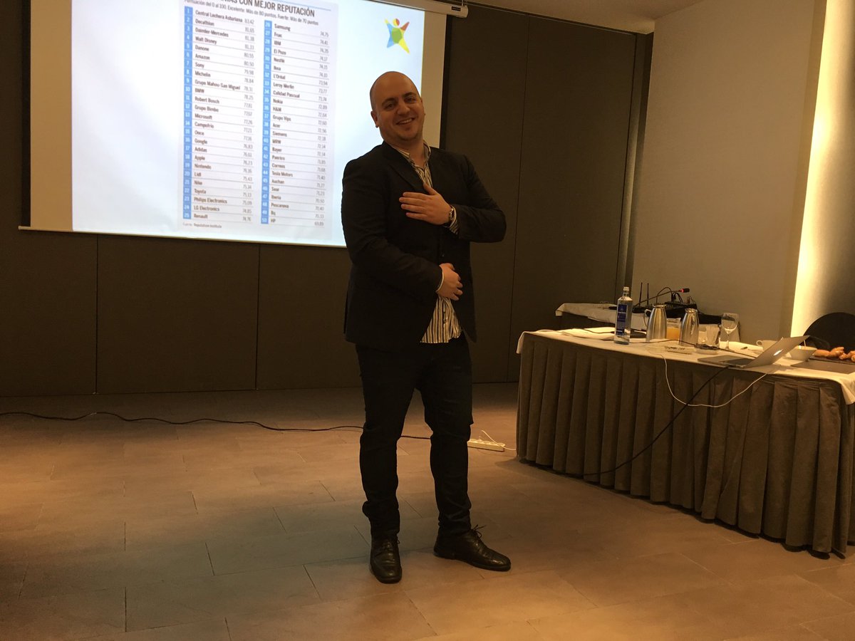 Trabajar mi marca personal es algo barato y sencillo #MarcaPersonalLijó <a href="/centrocefine/">Cefine</a>