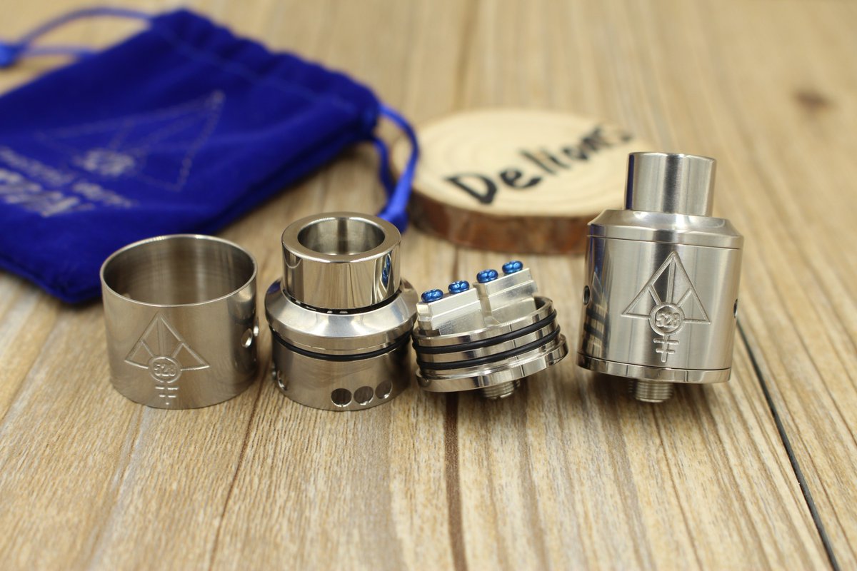delions10's tweet photo. Titanium Goon RDA#vapeon
#vapeup #vaper #vapeallday #vapeordie #vaperda #vapedevices #vapecustom #vapegoon #customgoon #vapelyfe #vapelife https://t.co/vRnseV566v