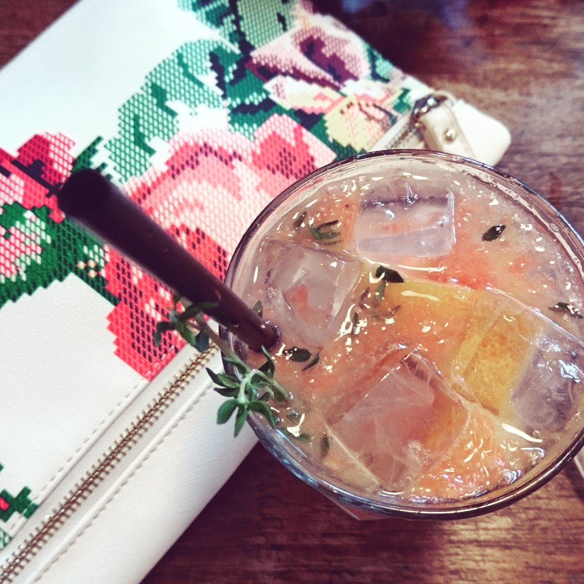 Drinking the rainbow at <a href="/ALLTHESHAPESMCR/">ALL THE SHAPES</a> last night ❤️🌈 so fortunate to live in a village that supports independent businesses! #prestwich