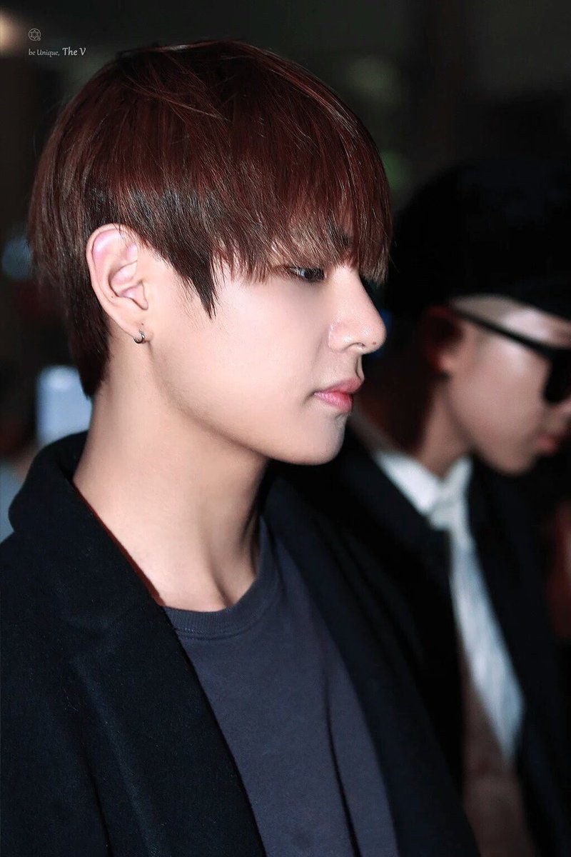 Taehyung's side profile is a masterpiece | allkpop Forums