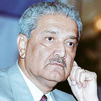 Every one is buzy, No one noticed today is the birthday of our hero Salute u sir happy birthday Dr Abdul Qadeer khan 