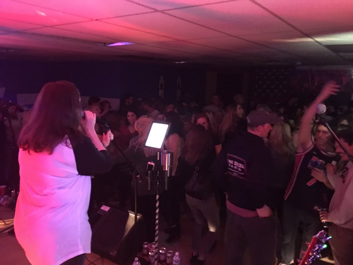 Rough_Draft_'s tweet photo. Rockin @iu_phidelt #roughdraftrocks https://t.co/tOQRrhCP7H