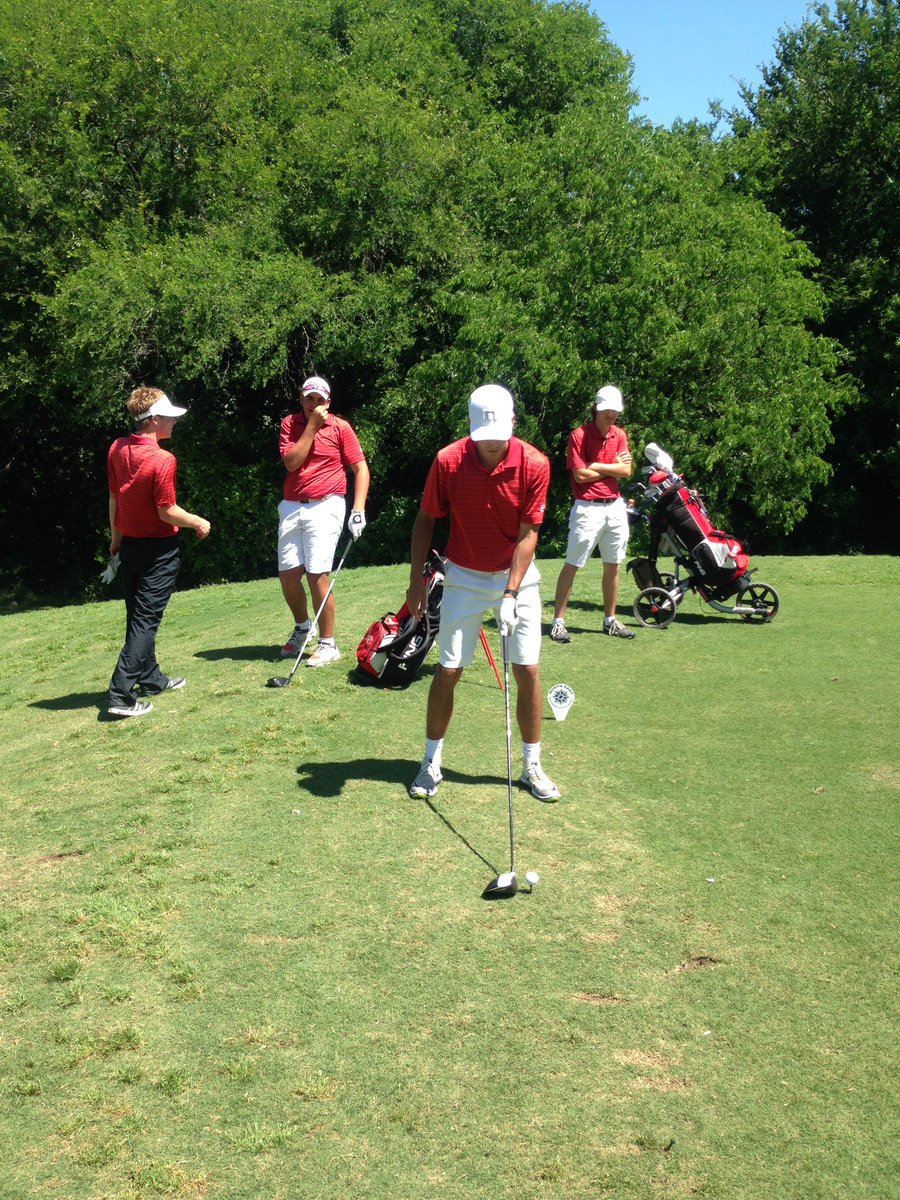 FHSBILLIEGOLF's tweet photo. NEISD Inv. Round 1
24 Teams
Westlake 286
Lake Travis 295
Vandegrift 296
FHS 320 - 10th 
Enjoyed Team Play Format https://t.co/uxZwP9XSLu