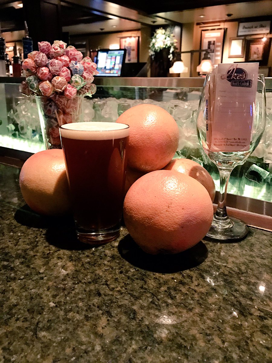 IkesFood's tweet photo. We are proudly pouring the brewmaster speciality beer @bentpaddlebeer Grapefruit Harness IPA. Of course it's delicious 🍺👍🏻 #supportlocal https://t.co/Dp5JTaGEuY