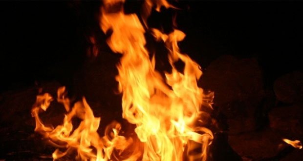 AbbTakk's tweet photo. لانڈھی: پروسیسنگ زون میں لگی آگ بےقابو
https://t.co/klcvPp64kD
#Landhi #Zonefire https://t.co/IZ2pHmijfb