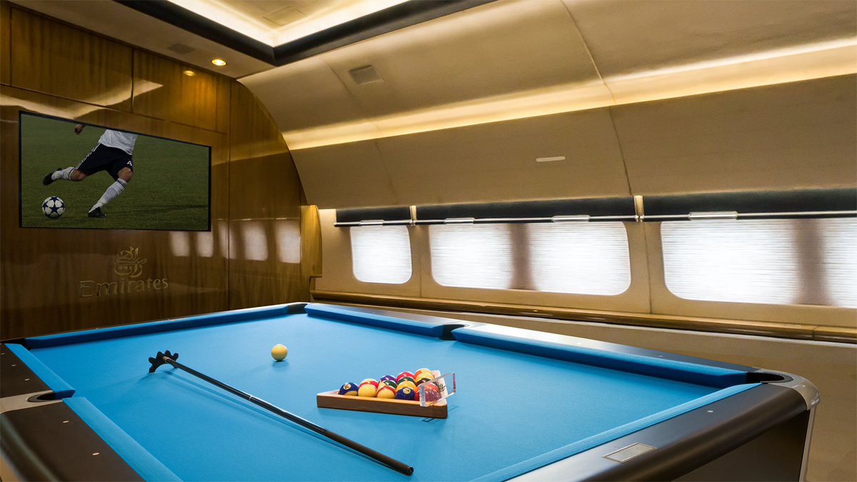 PIA°®  ••••••✈ tweet media