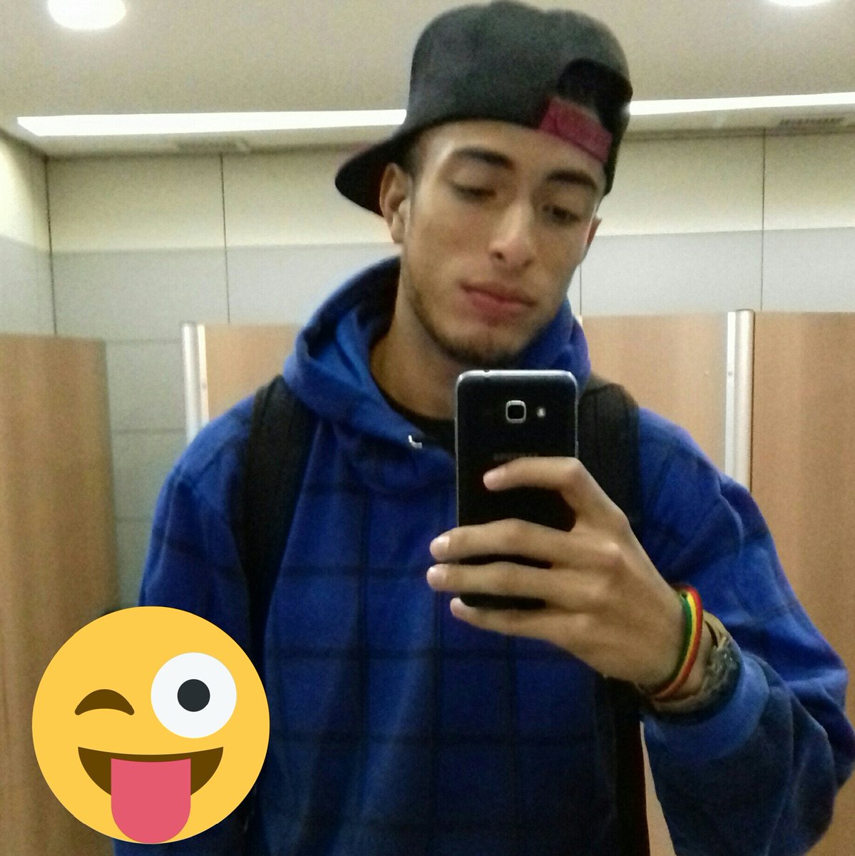 igor41_18's tweet photo. #NewProfilePic https://t.co/PYlVyAKr1O
