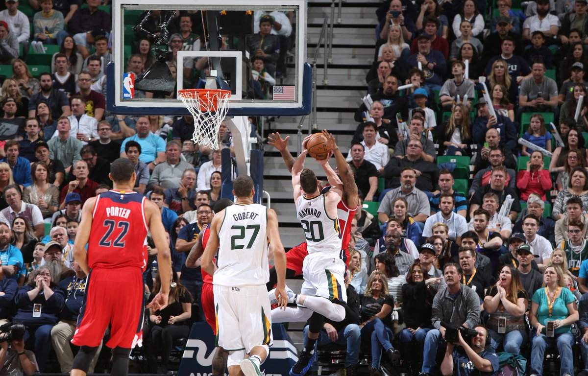 What👏A👏Game #WASatUTA  📷 on.nba.com/2nUXr5R 📷 https://t.co/8LGxvuIFgW