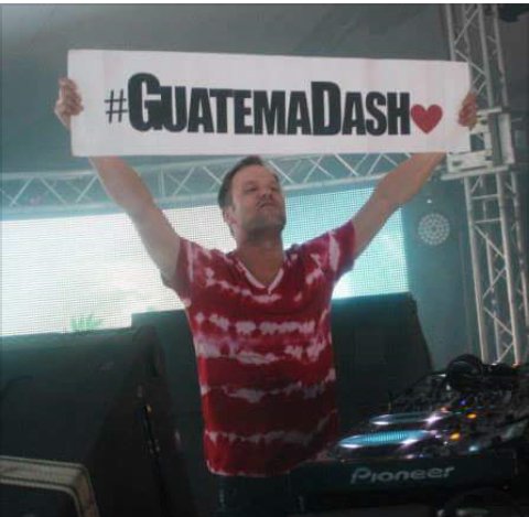 yaszmusic's tweet photo. #dashberlin #homestudio #djproducer #housemusic #homestudio #djpioneer #tourningtable #guatemadash #armadamusic https://t.co/xXF7Esu8Ey