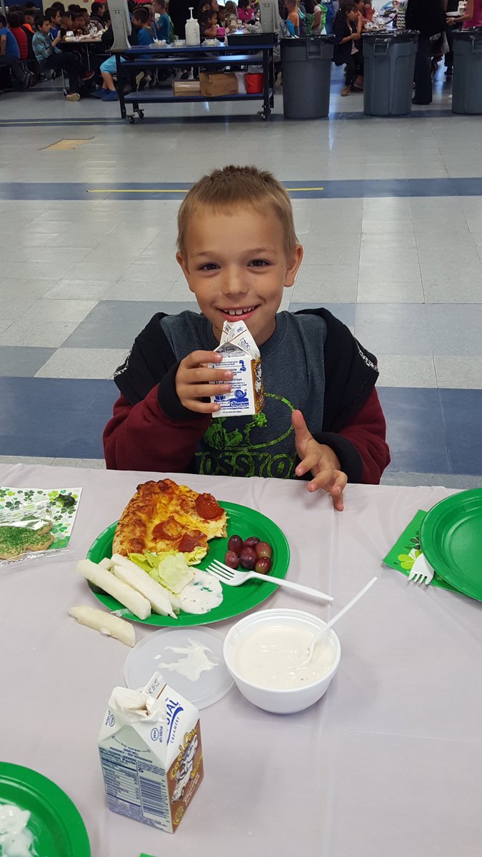 WilsonGUSD's tweet photo. Way to go, Wilson Rams! #allrams #RamoftheMonth https://t.co/YgUNDWBYkJ