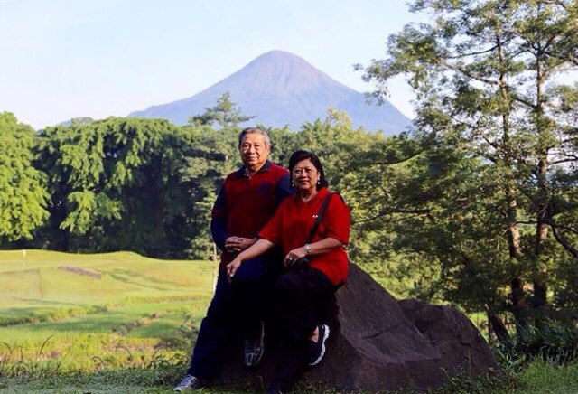 Selamat berakhir pekan bersama keluarga tercinta.